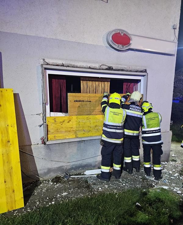 Schwerer Verkehrsunfall (Bild 3)